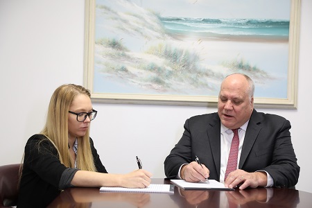 divorce attorney Kings Park, NY - Free Consultation