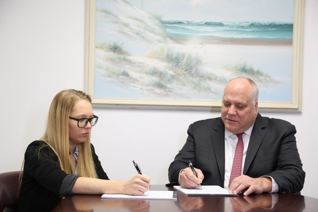 Hauppauge, NY Divorce Lawyer Attorney
